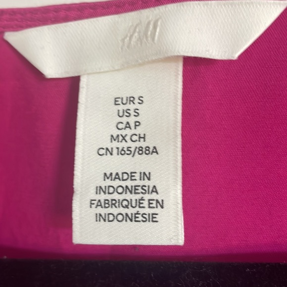 Pink dress - Picture 2 of 2